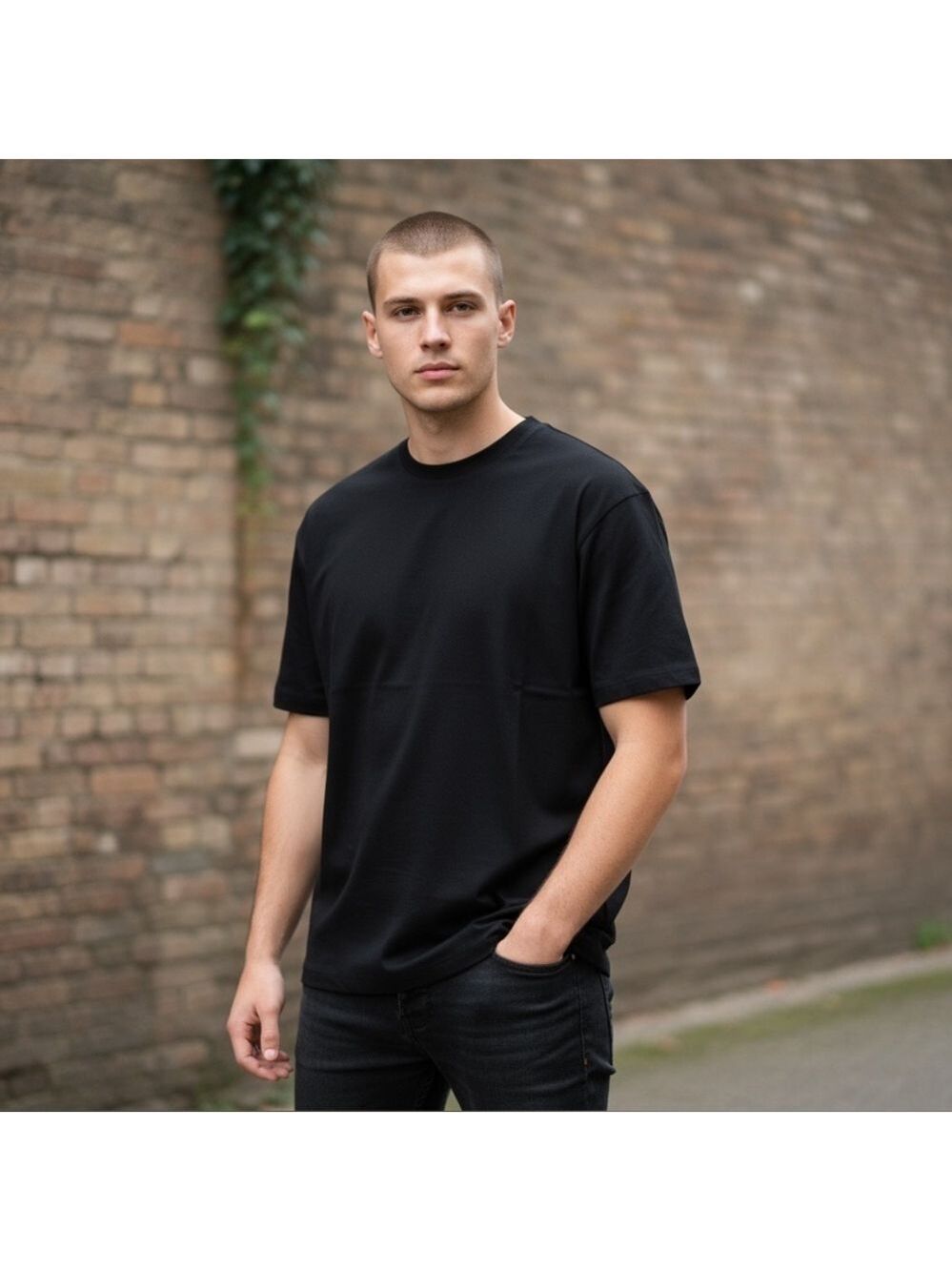 Dolorem Ipsum Black Tee Gray Peace Sign Men's Size Small